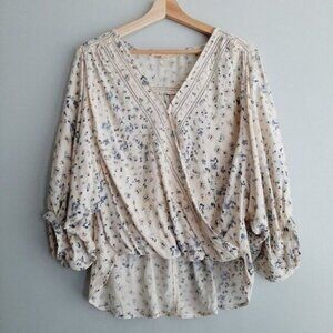 LOVESTITCH Boho Wrap Style V-Neck Surplice Floral Blouse Sz S